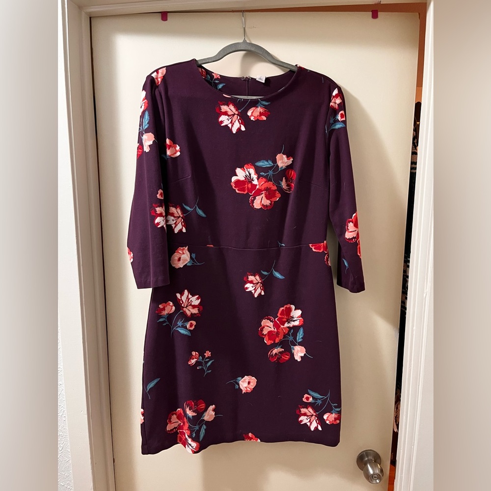 Old Navy Gorgeous Floral Dress size Large